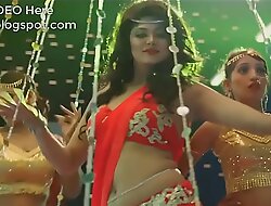 khaina jonab moushumi hamid bangla hot item song showing deep navel and boobs